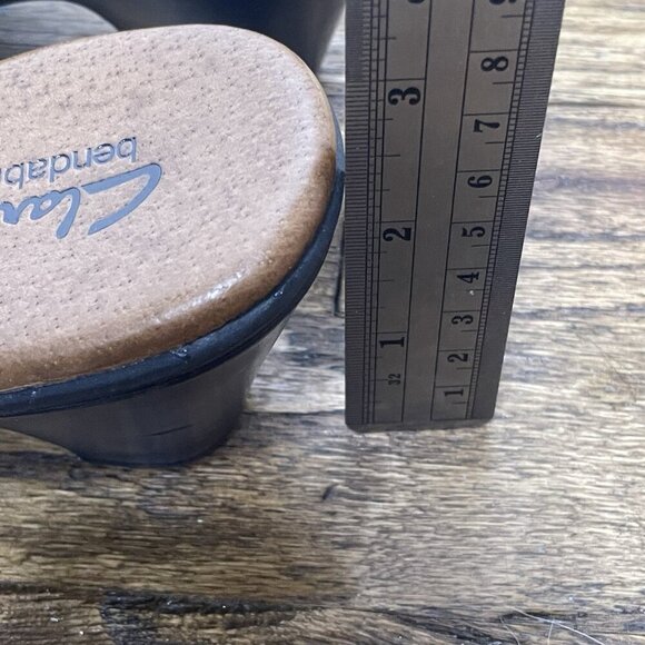 Clarks Black Bendables‎ Slip On Sandals 6M Open Back Leather Upper - Picture 4 of 11